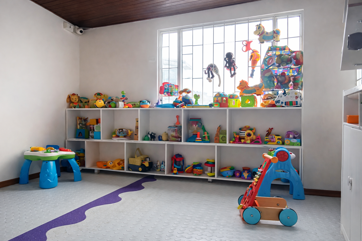 Espacio de clase en jardín infantil en Castilla Kennedy Bogotá