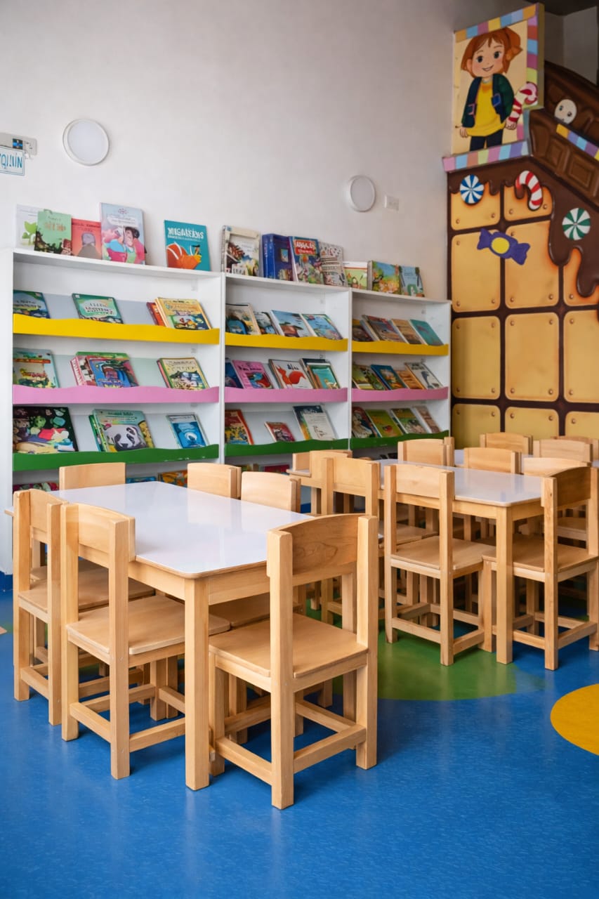 Biblioteca para estimular la lectura en niños de primera infancia en jardín infantil en Castilla Kennedy Bogotá